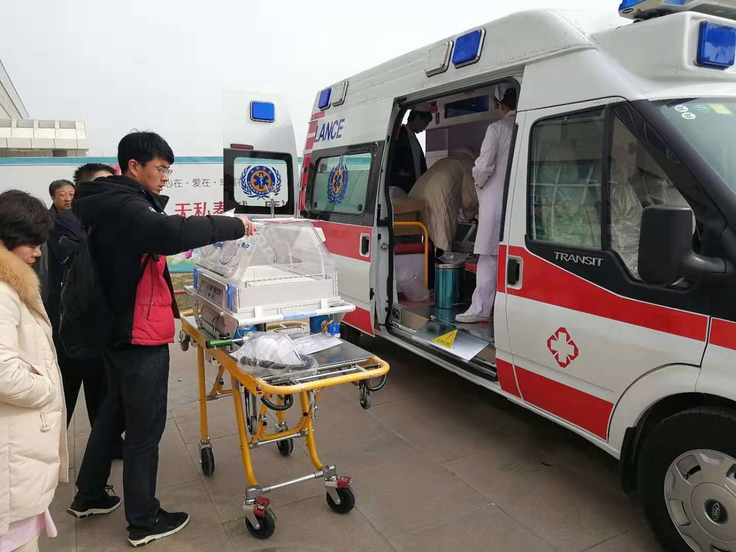 凭祥市救护车转院
